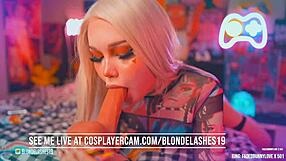 I can be your little 18+ cosplayer slut fingering on webcam in costumes