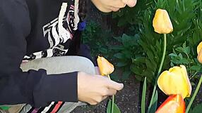 Girlfriend Licks Pussy in Homemade Lesbian Cunilingus POV