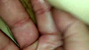 asian amateur cums hard from finger fucking her wet pussy