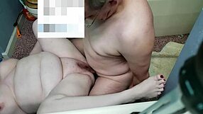 Wow, bbw creampie in hairy pussy!