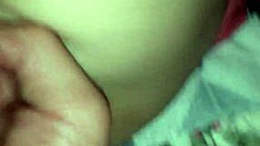 Finger fucking an Asian amateur until she cums