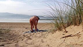 European curvy MILF gets naked for outdoor workout sessions