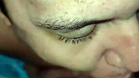 Ho Rifatto il Pompino al Ragazzo Twink Magro del Mio Amico