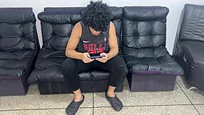 teaching my stepsister phone games while she rides