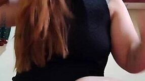 Beating Siririca With Bucetao Close To Camera