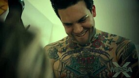 Missax com - chciwość, miłość, zdrada w podniecającym klipie?