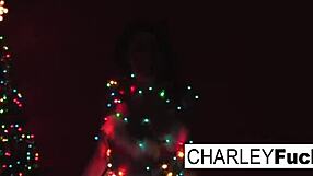 Charley Chase får julepik