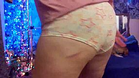 Hotwife Steffi July 28 Masturbates Big Pussy With Vibrator