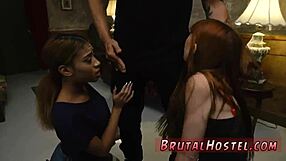 Mlada lepotica Alexa kaznovana v ekstremni BDSM trojki