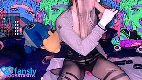 Webcam Girl Feels Intense Pleasure Cumming And Squirting