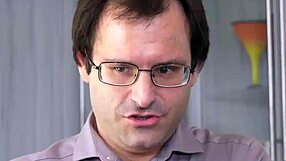 Sofi Ryan Seduce Friend?