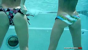 Booty shaking underwater in hd