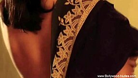 Seductive Asian Babe Dances Nude to Entice You