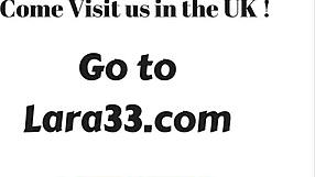 Wanita matang British berkelas naik reverse cowgirl