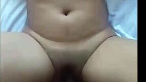 Mi amigo triste, le doy culo para follar mejor!