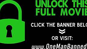 שדיים של פאנקיסטית קופצים כשהיא נזקקת על הגב בשלישייה