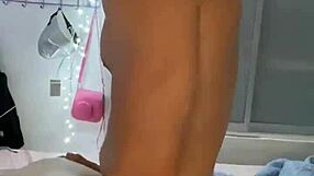 How delicious that big dick fucks me with this Chilean 😍