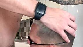 fodendo na cozinha anal