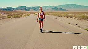 Fitness Model Boldly Creampied in Public