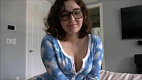 Teen Leana Lovings tests if Alex Adams is gay in POV