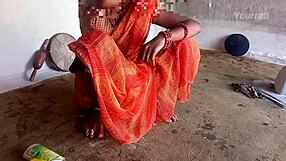 City Boy Inserts Cock in Sister-in-Law Village Bhabhi Pussy