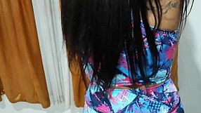 Deliciosa joven latina es follada por entrenador y recibe semen