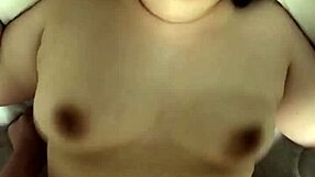 japanese couple in missionary creampie with big cock and simultaneous orgasm