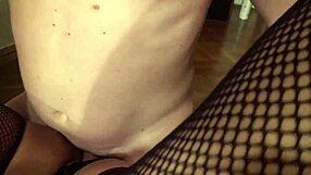 Can chubby beauty handle the threesome facial?