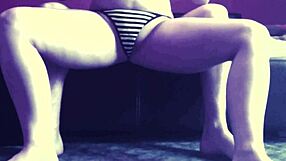 Glej to blond mlado pičko 18+, ki si prstka pičko?