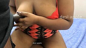 Bengáli lány mondja: Megszívom a faszodat