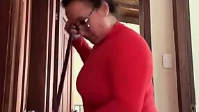 Mi Vecina Est� En El Ba�o