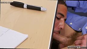 Gay Sex XXX Chat Pantsless Friday!