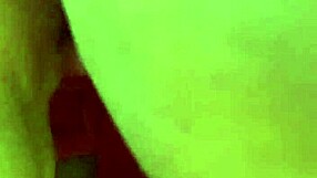 Amateur at home video captures real sex moments