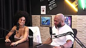 Safada Shows Breasts After Discussing Positions For Gang Bang And Double Penetration - Tifany Rocha Sheer Red