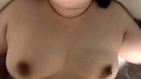 japanese couple in missionary creampie with big cock and simultaneous orgasm