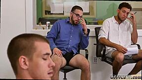 Gay Sex XXX Chat Pantsless Friday!