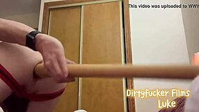 lukes ass battered by toys