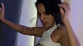 Brazilian Housewife Flashes and Fucks a Stranger from the Club with Husband in Wild Swinger Session