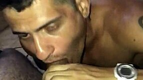 I encounter the endowed black pizza delivery guy in Melania