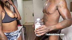 heemdadreamxxx hangs out with big booty chyna doll