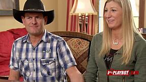 Joe y Kristen empiezan preliminares en piscina con otras parejas antes de oral