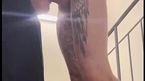 i saw a guy jerking off and joined to give him a blowjob