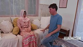 Če denar teče tako, grem polno haram v hidžabu