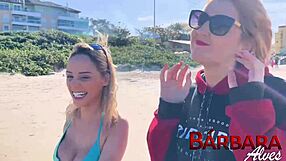 I went to the beach with my friend Bárbara and masturbated thinking about her