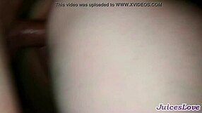 Kongkek kuat pancut air mani mengalir dari pepek dekat klimaks