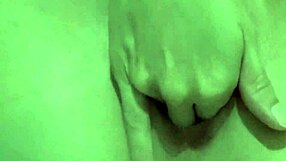 I squirt pussy juice in close up orgasm during masturbation
