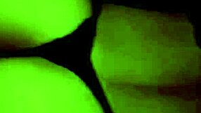 Min kuk glider ljuvligt in i den här vackra ruman