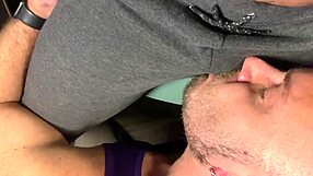 During liquid lunch, she gives blowjob leading to huge cum facial