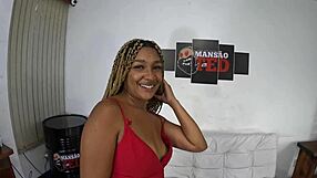 wow, renata carvalho's first juicy photoshoot behind the scenes!