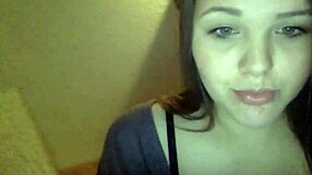 Milf giovane 18+ tette grosse e cicciottella racconta la sua storia